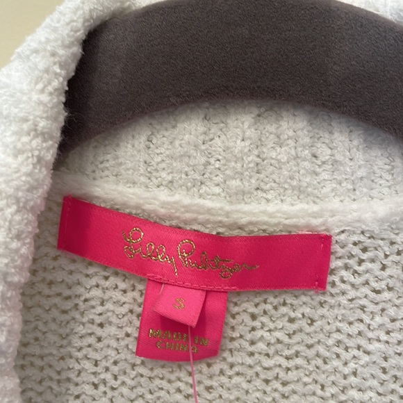NWT’s Lilly Pulitzer Beckley Cardigan Small Resort White Style # 004859 - Picture 4 of 4